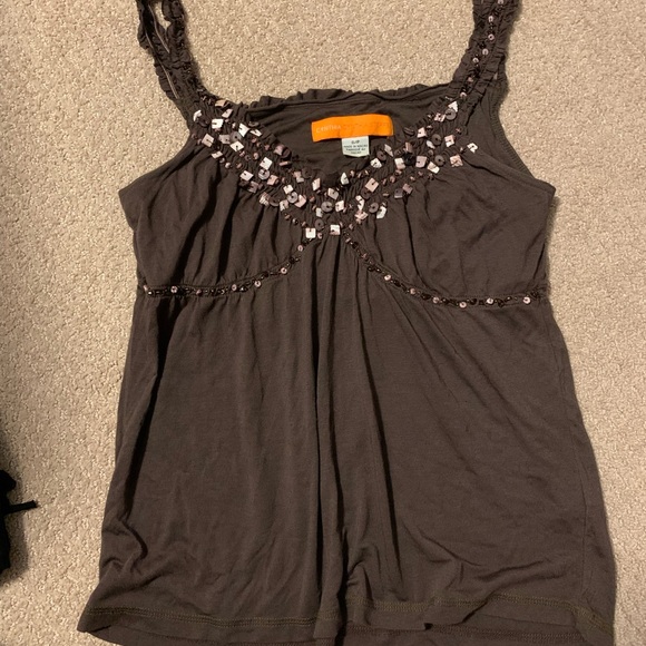 Brandy Melville Tops - Amazing brown beaded top